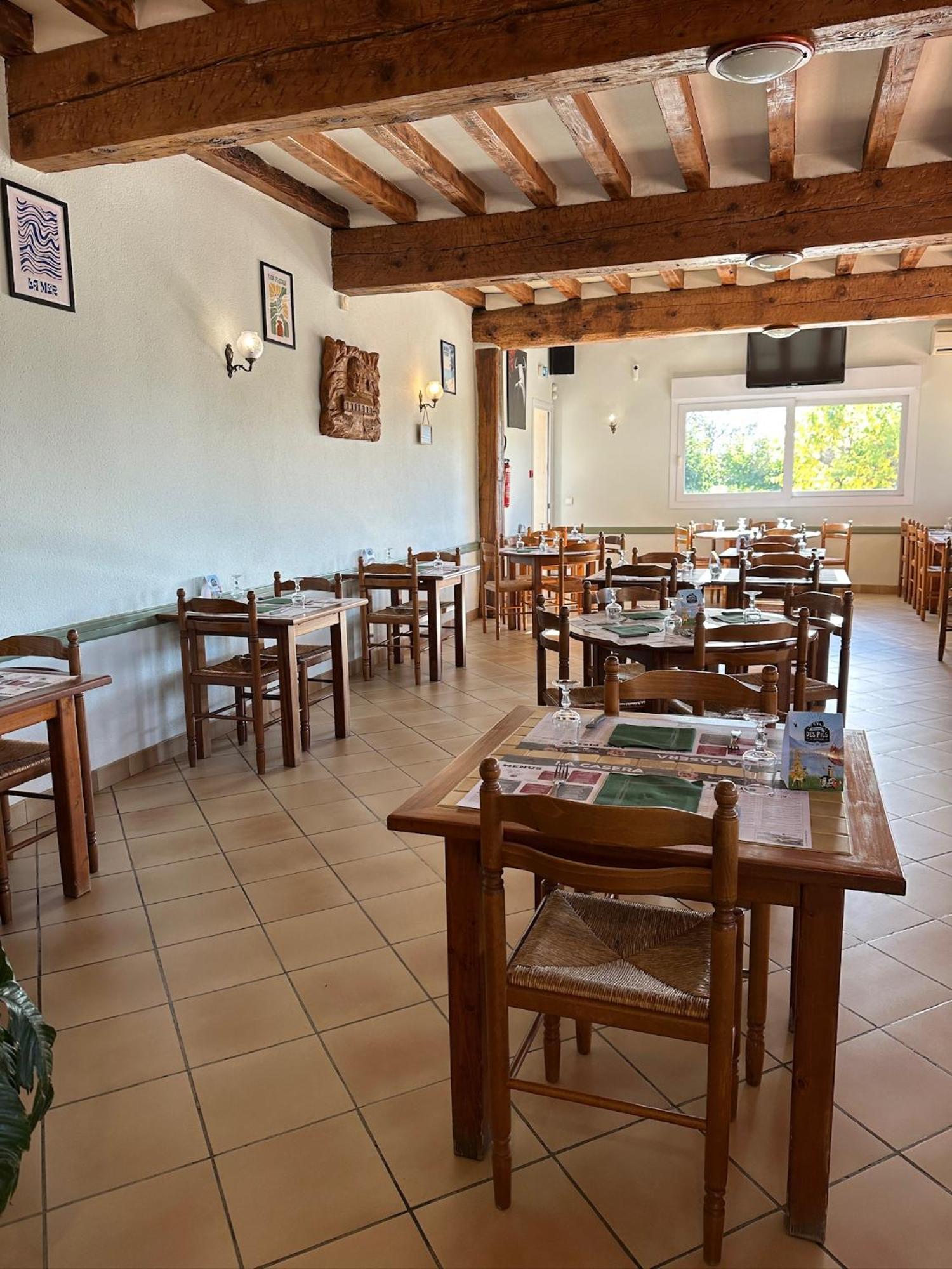 La Casera 3*